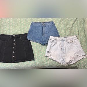 SIZE 6 SHORT/SKIRT BUNDLE! $15